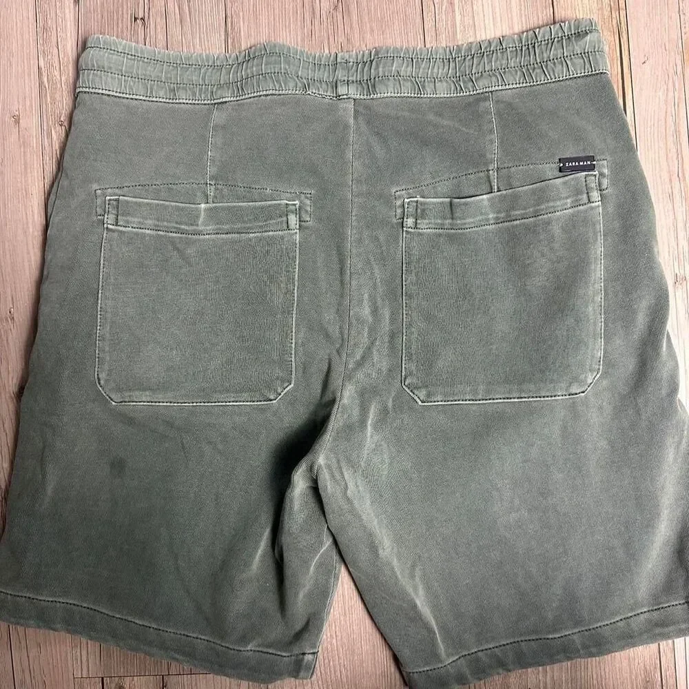 Zara green pull